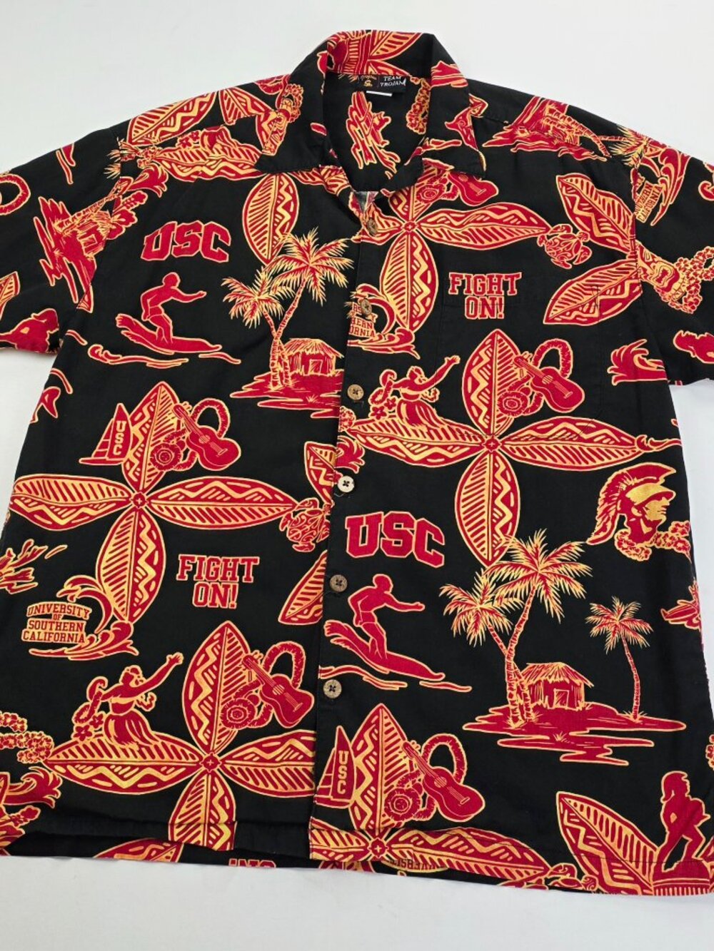 Team Trojan V Neck Short Sleeve Mens Large USC Trojans Black Red Hawaiian Shirt